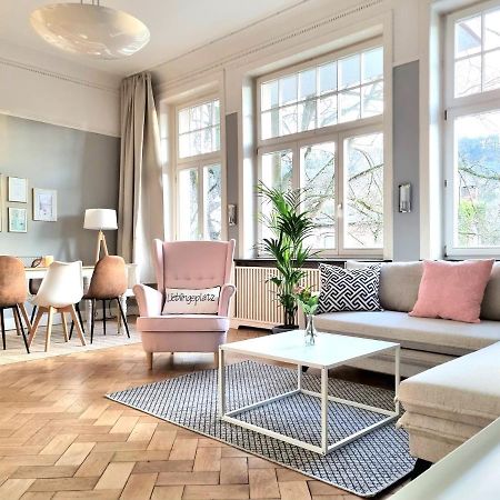 Charysma - Jugendstil Trifft Moderne, Schlafzimmer Mit Smart-Tv, Tischfussball, Darts, Parkplatz Hamelin Bagian luar foto